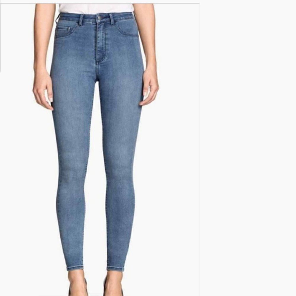 &Denim Light Wash Jeggings, Size 26x32‎